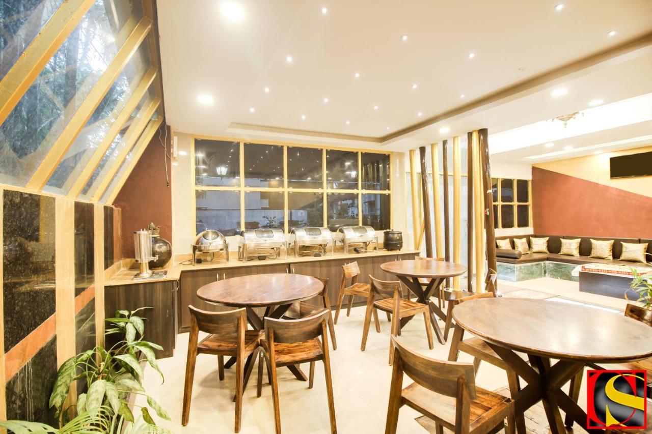 فندق Candolim Sands المظهر الخارجي الصورة